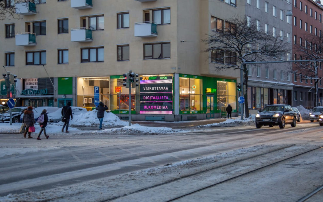 Näyteikkunoista mediaseiniksi vol 2