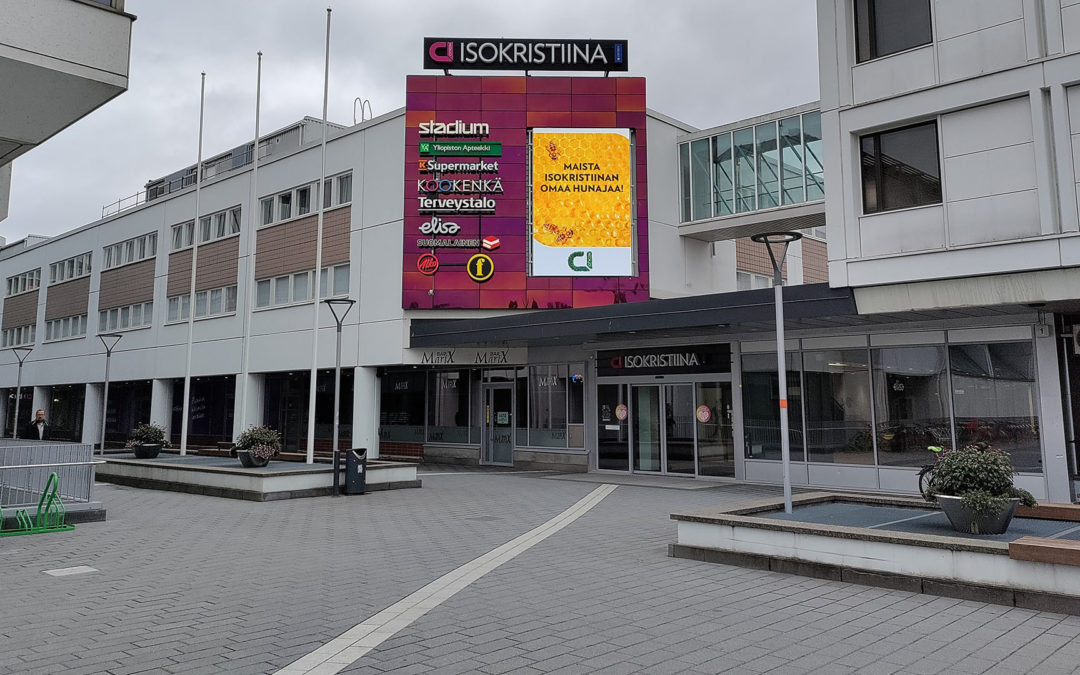 Ulkonäyttö – Kauppakeskus Iso-Kristiina