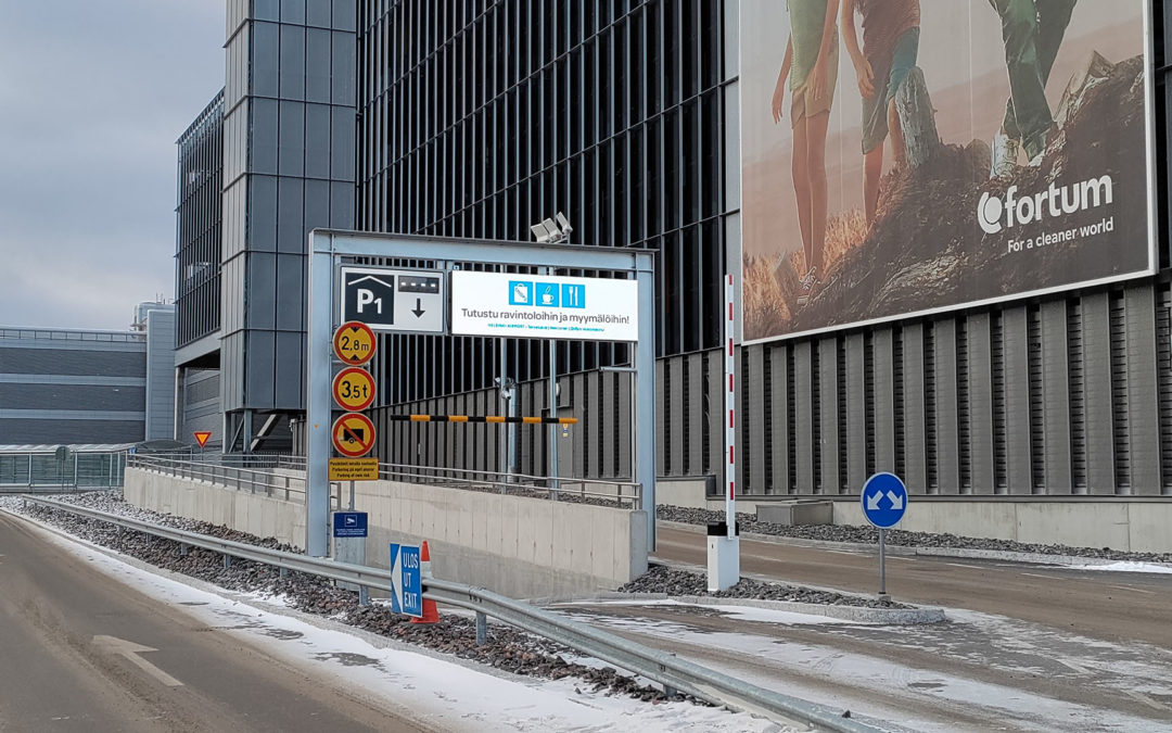 Ulkonäytöt – Finavia pysäköintihallit
