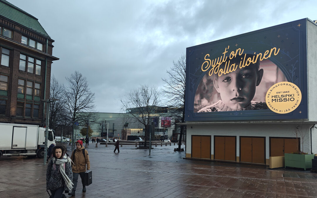 Historiallisen Lasipalatsin vaikuttava led-screen